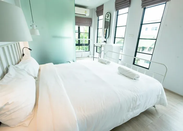 Bedspread (Adults Only)